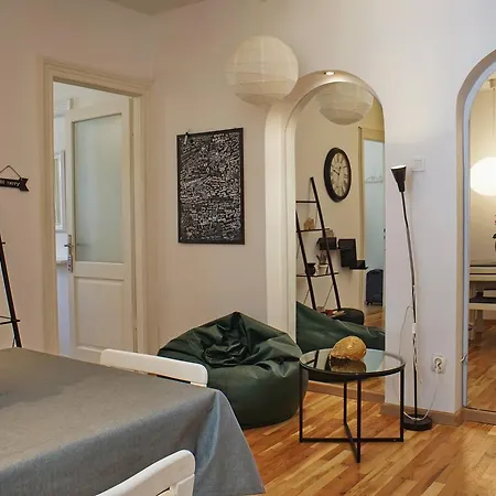 Lucac Apartment *